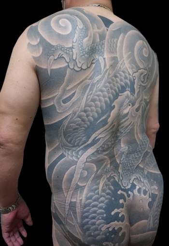 横浜 刺青 龍 和彫り